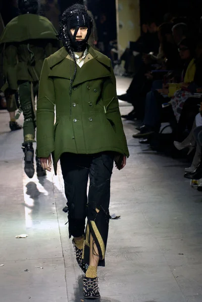 Look 34